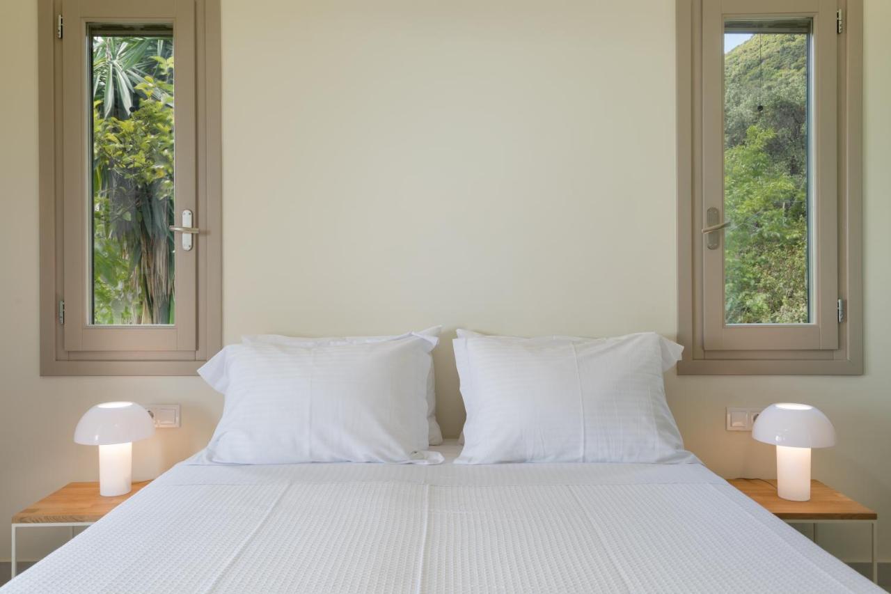 Ionian Garden Villas - Villa Sol Benitses (Corfu) Exterior foto